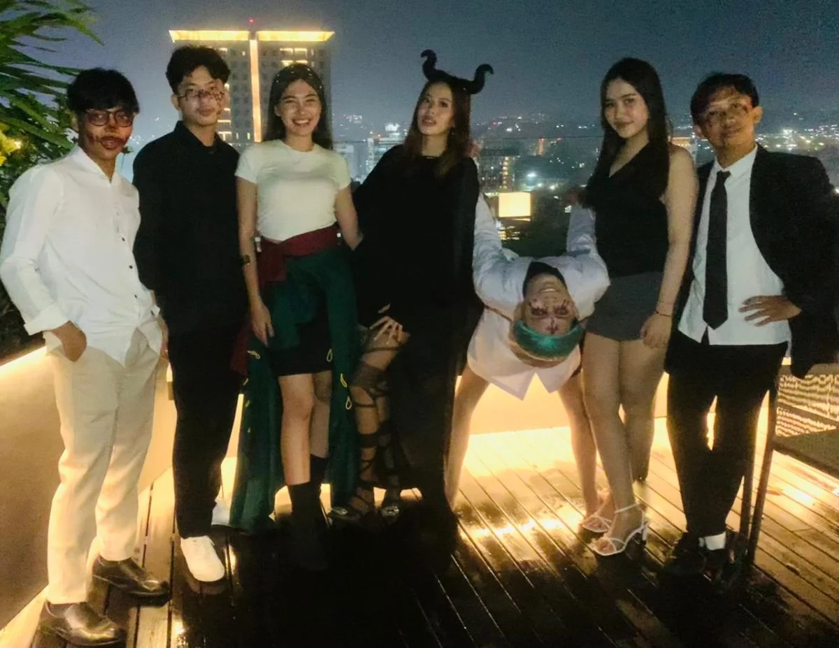 Halloween, Anak Muda Semarang Adu Kreativitas Kostum Karakter Favorit
