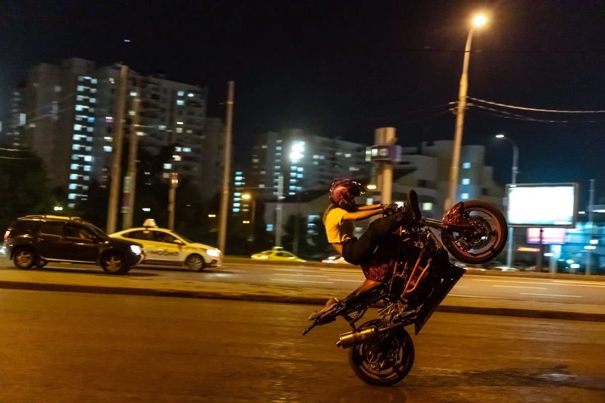 Wheelie di Jalan Raya Picu Bisa Kecelakaan, Polrestabes Semarang Imbau Pengendara tak Pamer Aksi Standing